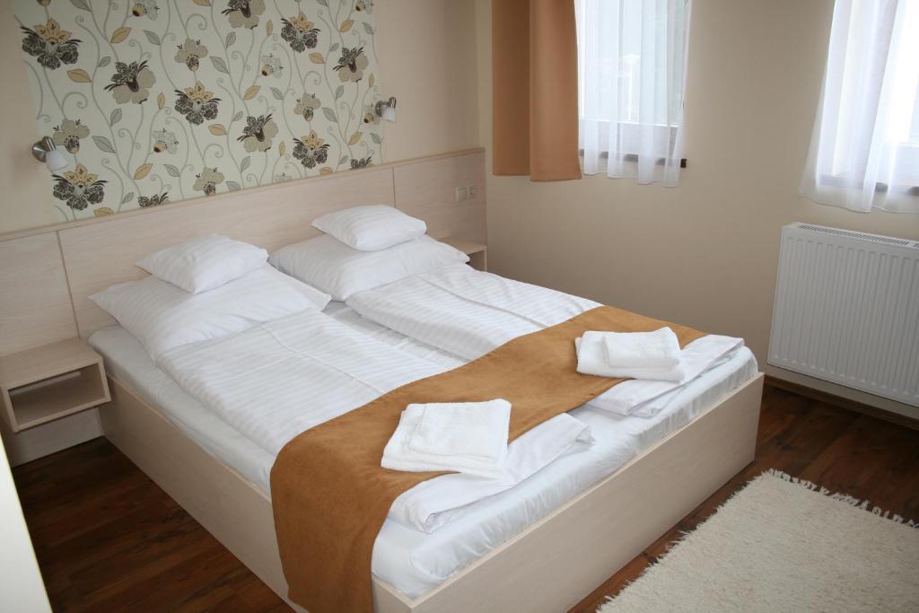 Bed and Breakfast Piroska Csarda Es Panzio Siófok Exteriér fotografie